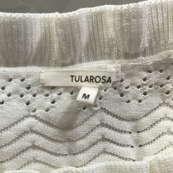 🤍🤍TULAROSA sweater - Picture 5 of 7